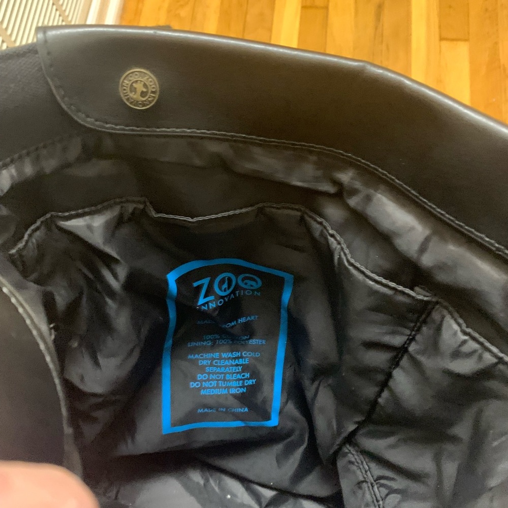 Zoo Innovation Black Tote Bag - Picture 12 of 14